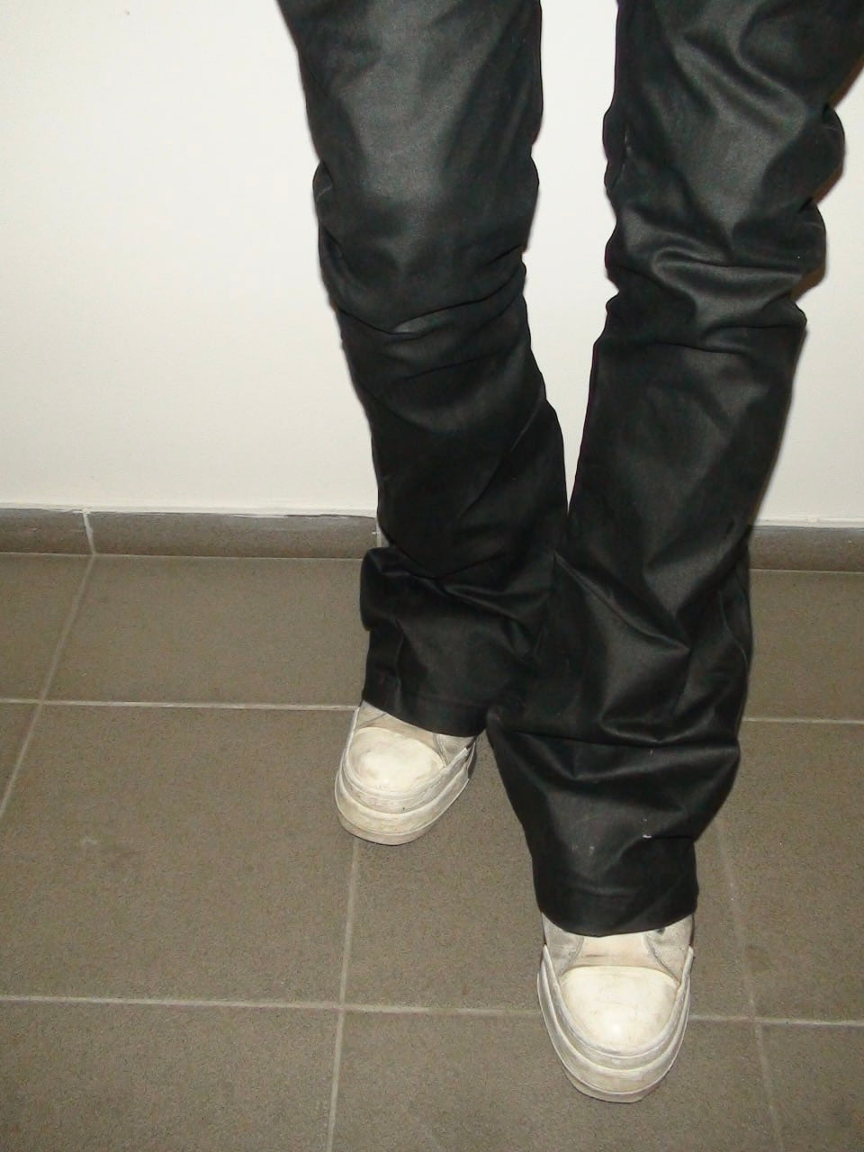 Waxed bootcut jeans black