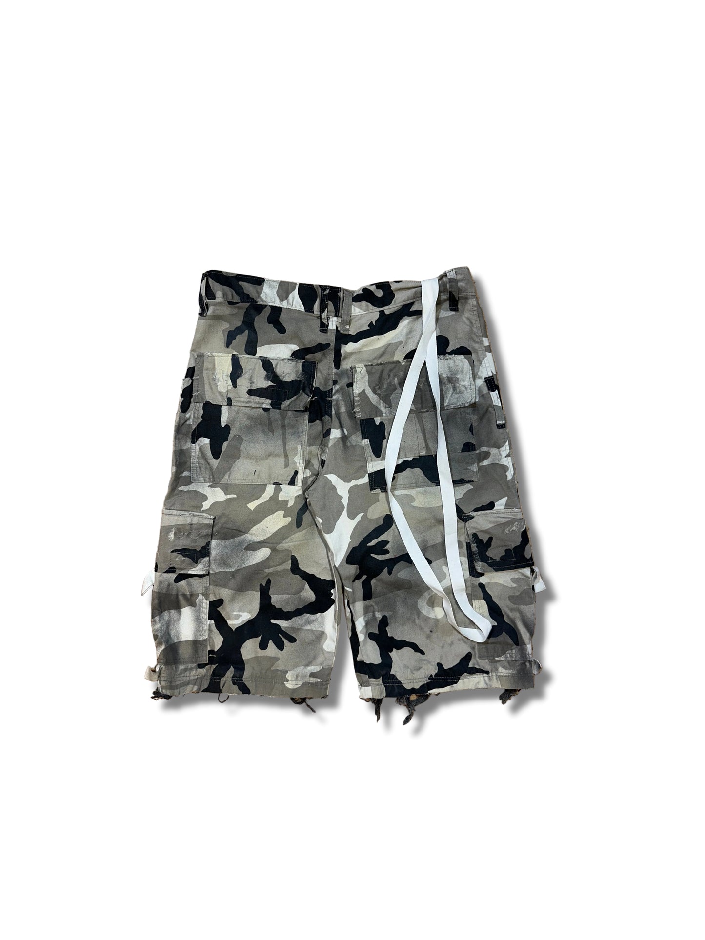Grey camo cargo shorts 2C5