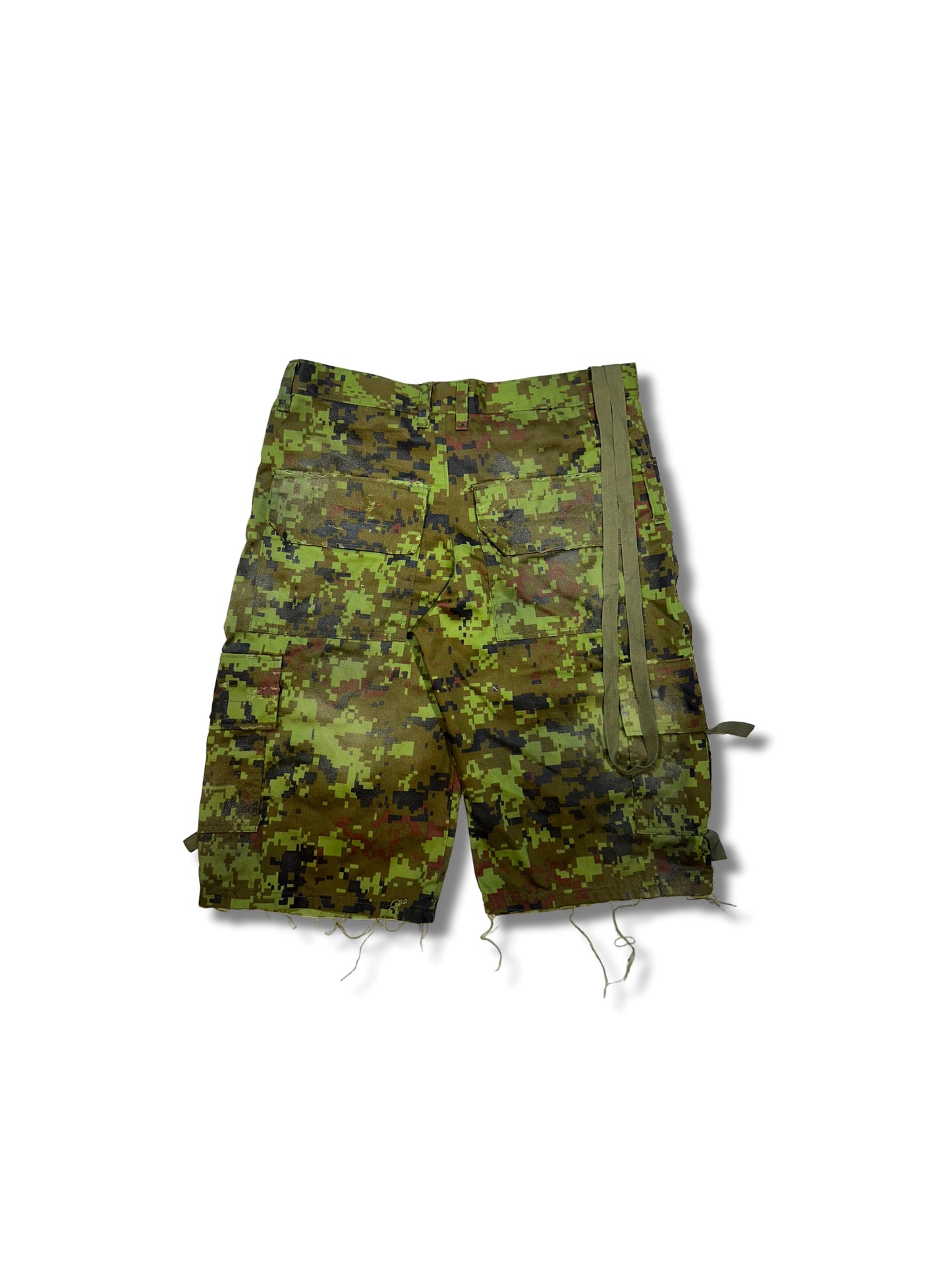 Green camo cargo shorts 2C5
