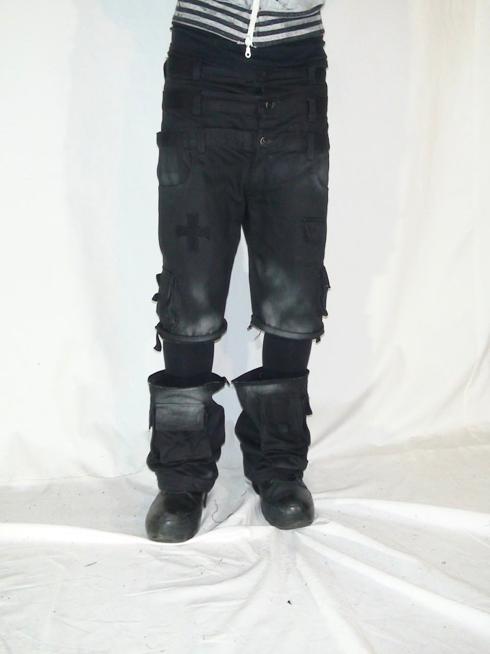 2c4 'BERIL’ transformer cargo pants