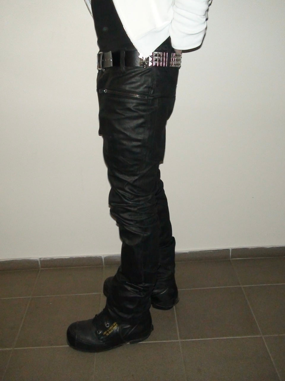 Waxed slim jeans black