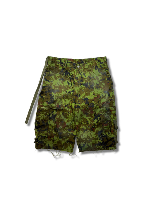 Green camo cargo shorts 2C5