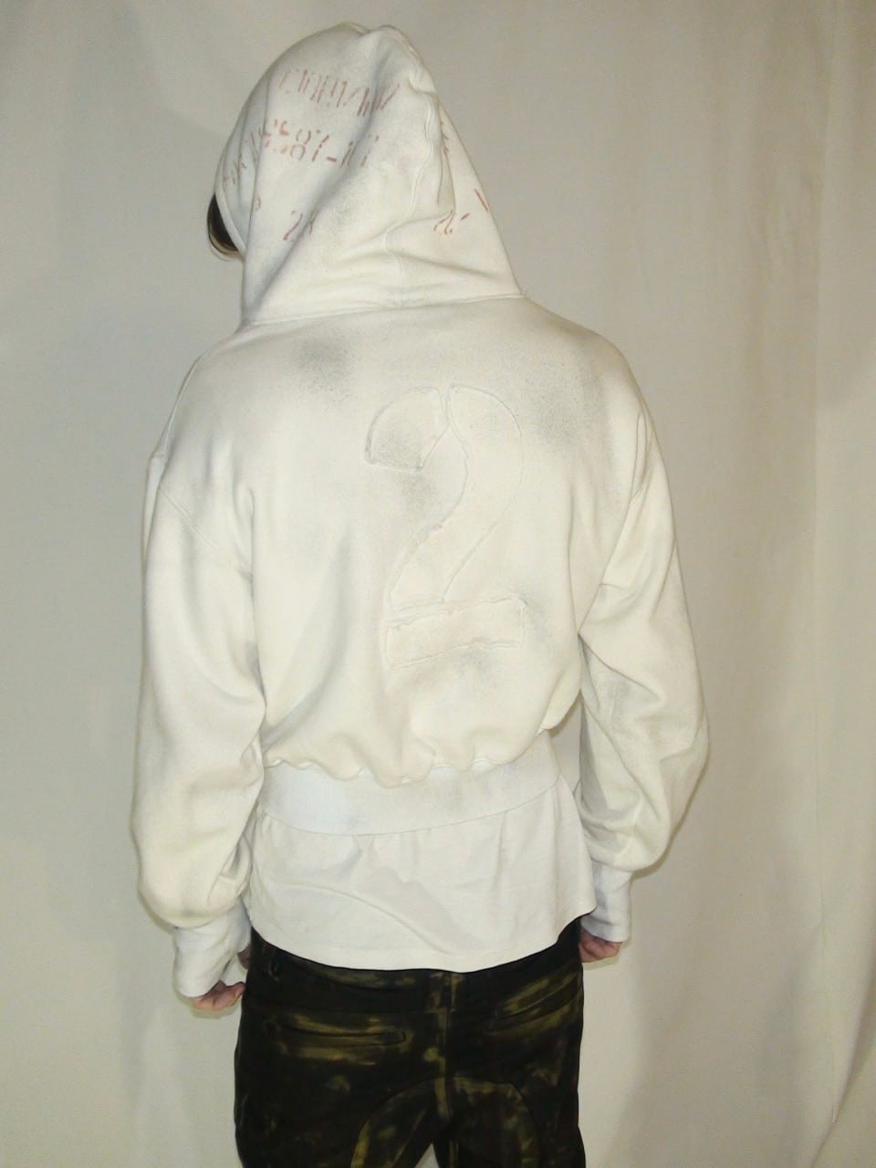 2c4 'PHASE" White hoodie 2 cropped