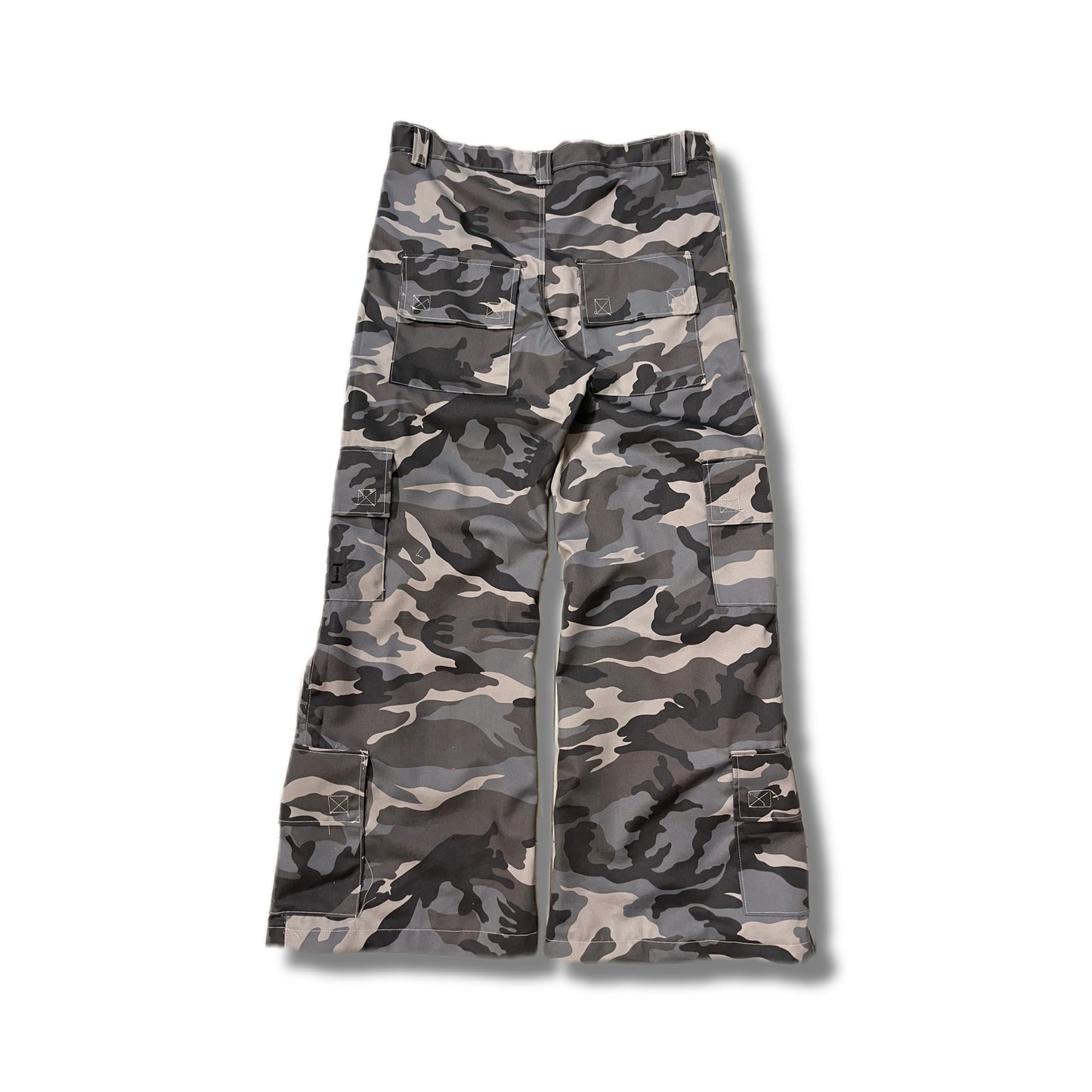 Grey camo multi pocket pants